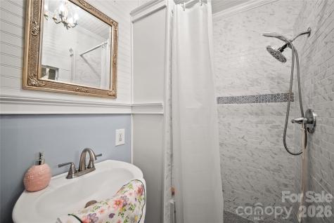 216 W 2nd Street Denton NC 27239