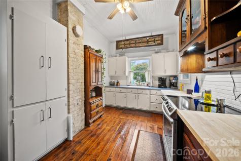 216 W 2nd Street Denton NC 27239