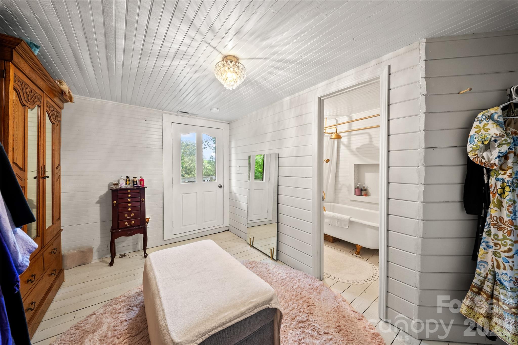216 W 2nd Street Denton NC 27239