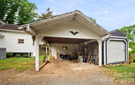 216 W 2nd Street Denton NC 27239