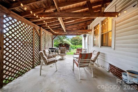 216 W 2nd Street Denton NC 27239