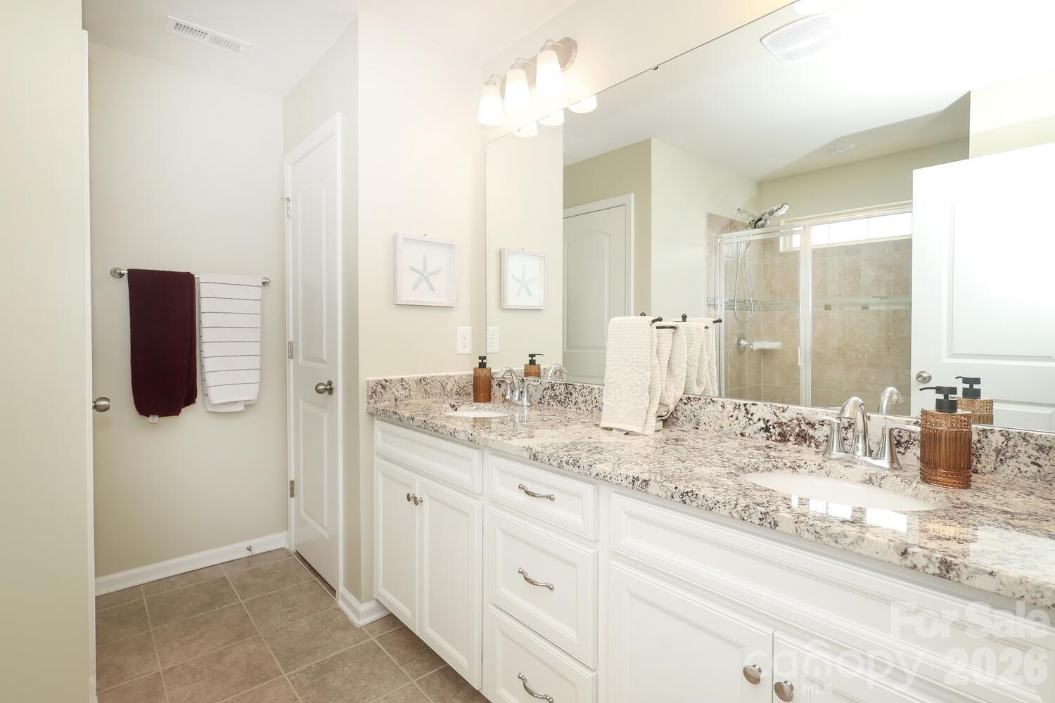 17417 Snug Harbor Drive Charlotte NC 28278
