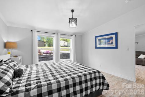 285 Dove Haven Lane Hendersonville NC 28791
