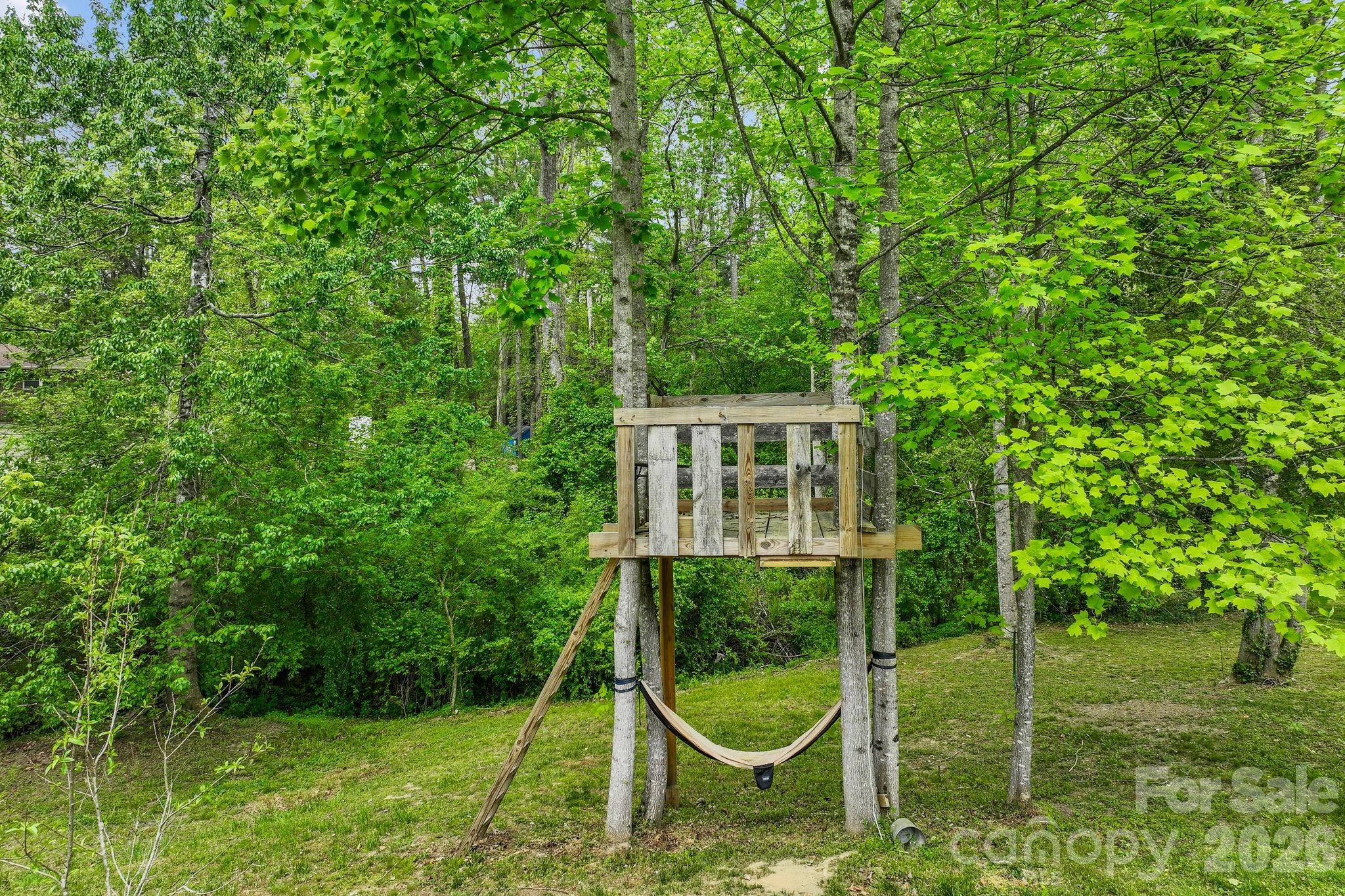 285 Dove Haven Lane Hendersonville NC 28791