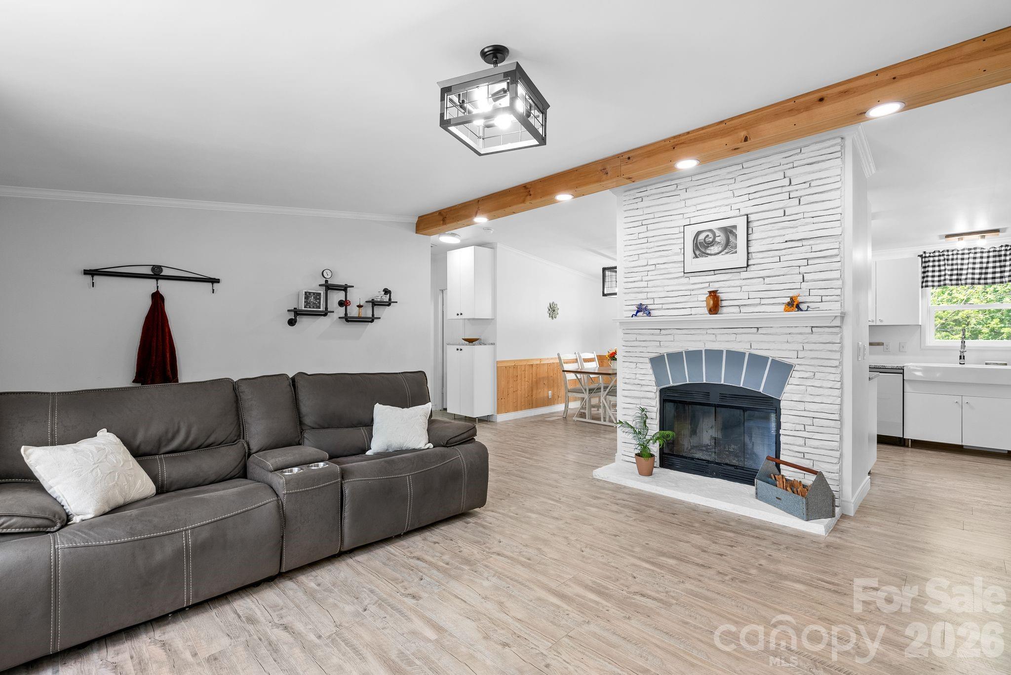 285 Dove Haven Lane Hendersonville NC 28791