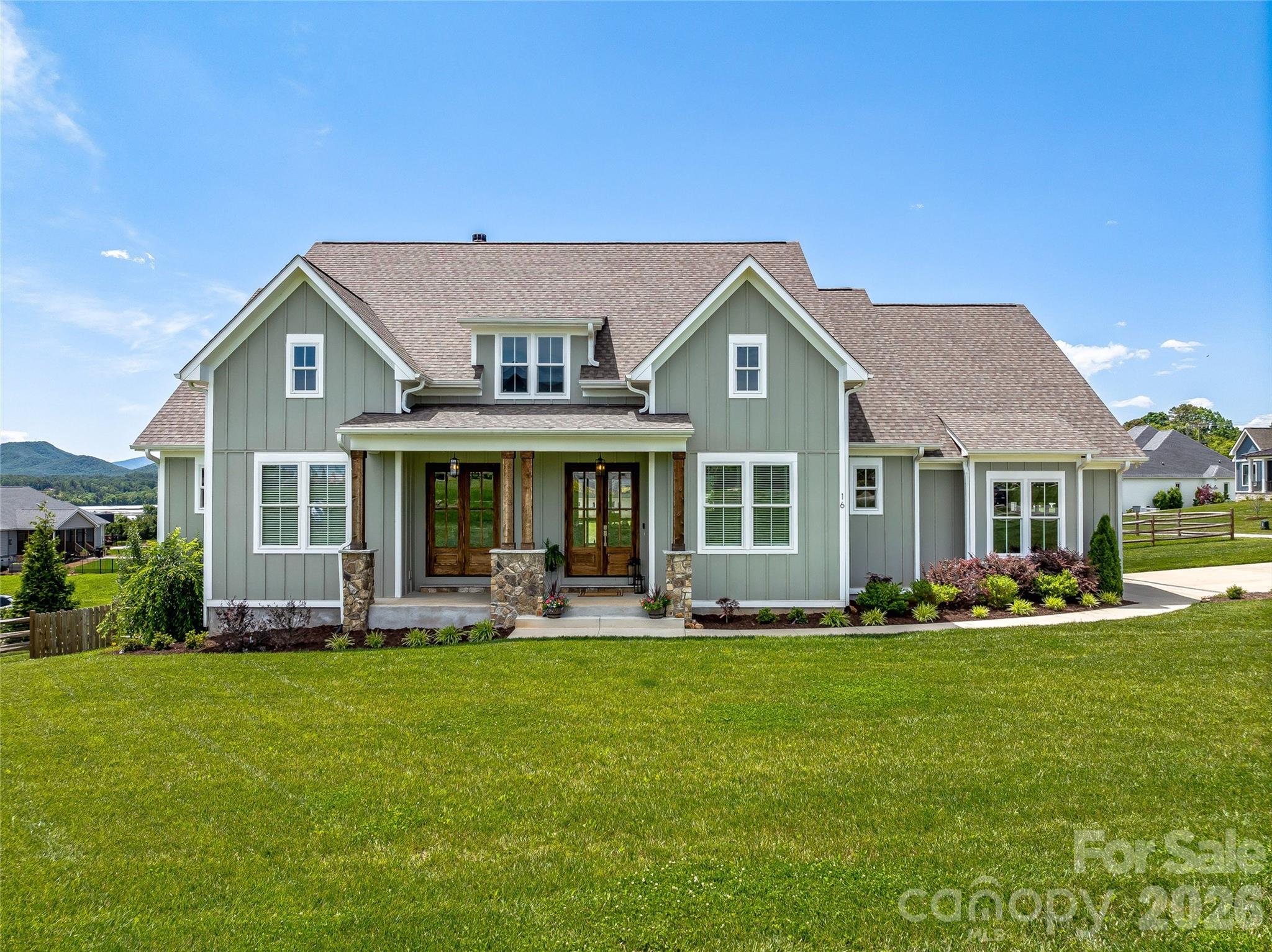 16 Pisgah Ridge Trail Mills River NC 28759