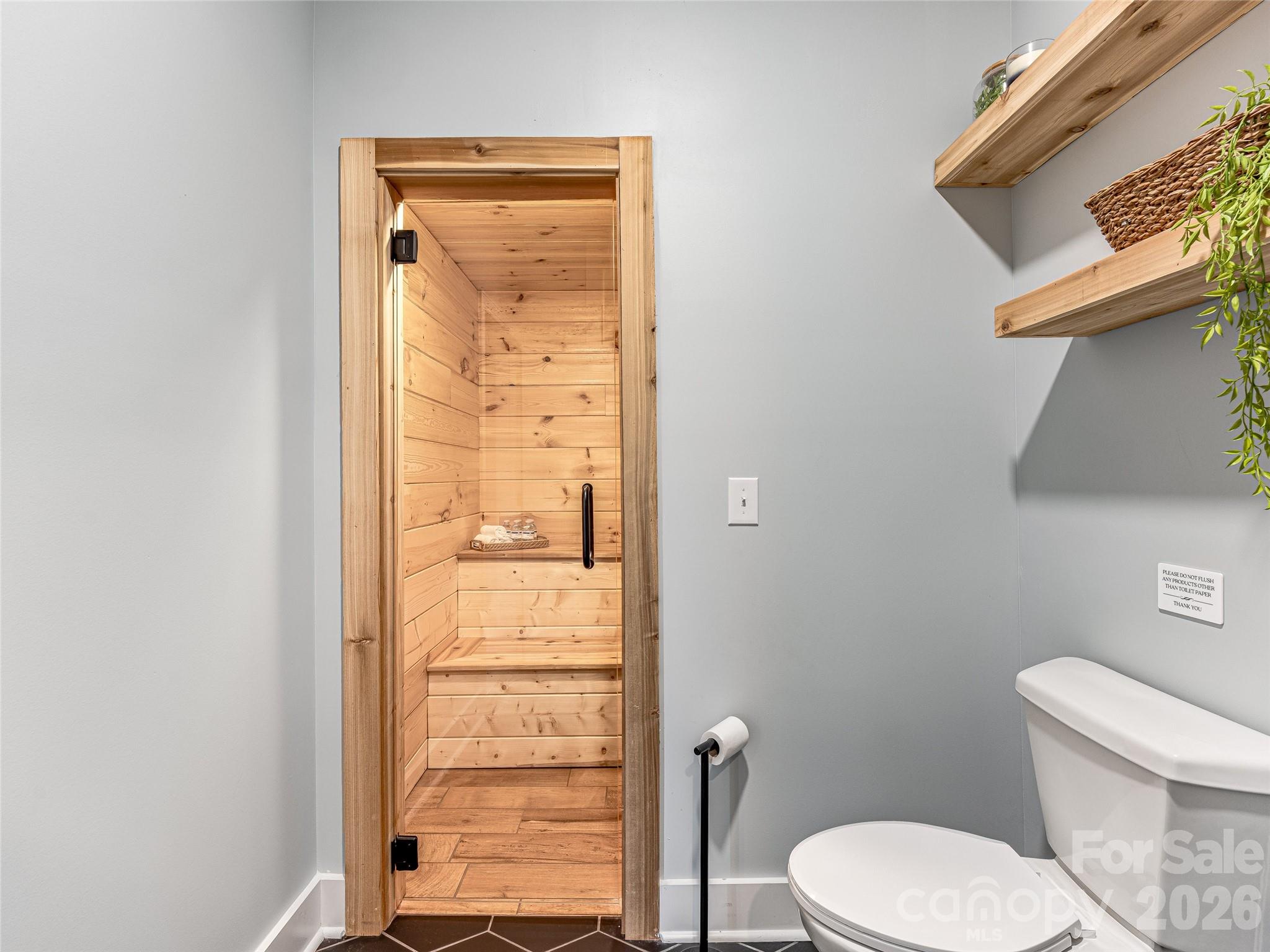 16 Pisgah Ridge Trail Mills River NC 28759