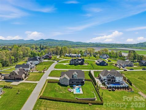 16 Pisgah Ridge Trail Mills River NC 28759