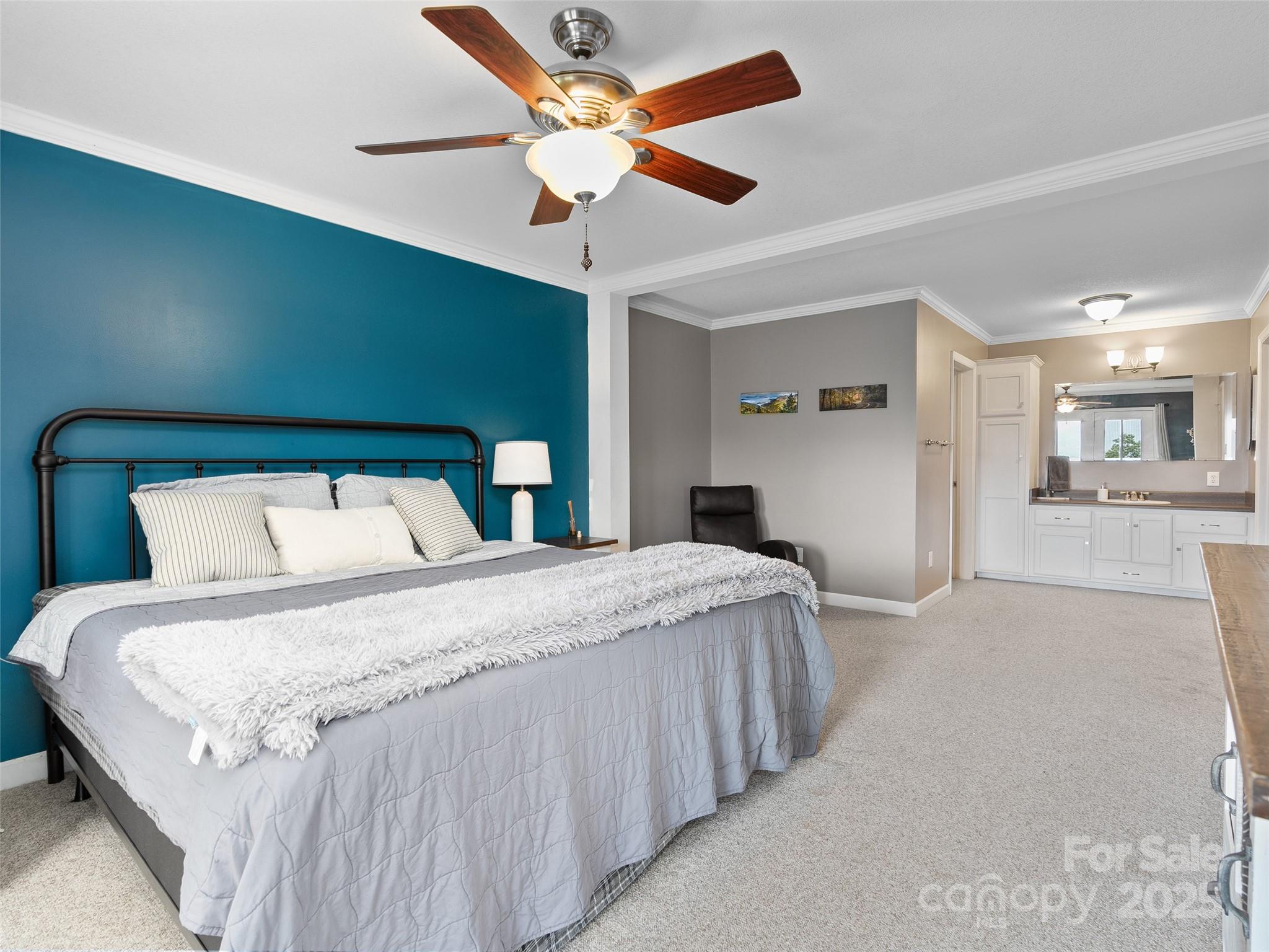 1231 Grandeur Heights Clyde NC 28721