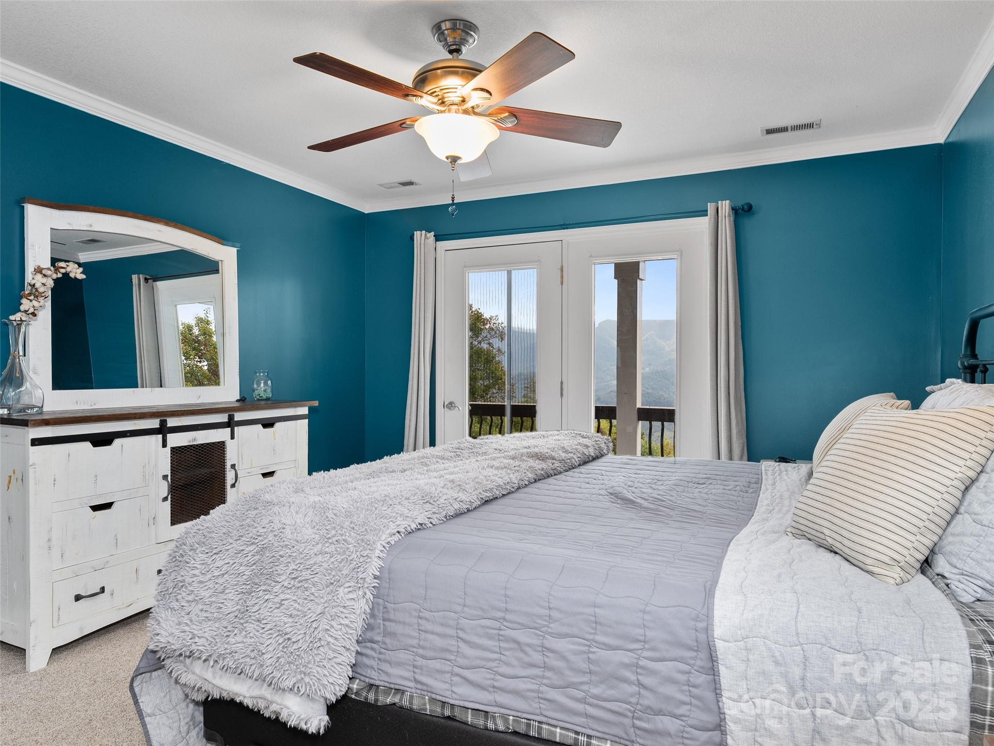 1231 Grandeur Heights Clyde NC 28721