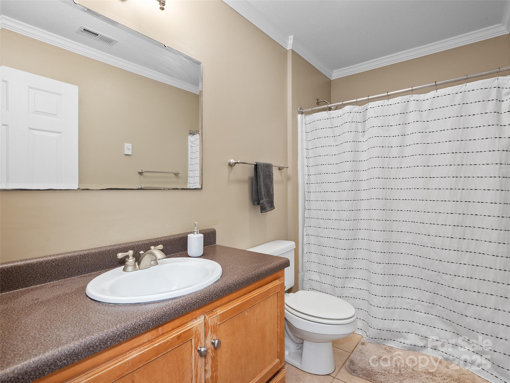 1231 Grandeur Heights Clyde NC 28721