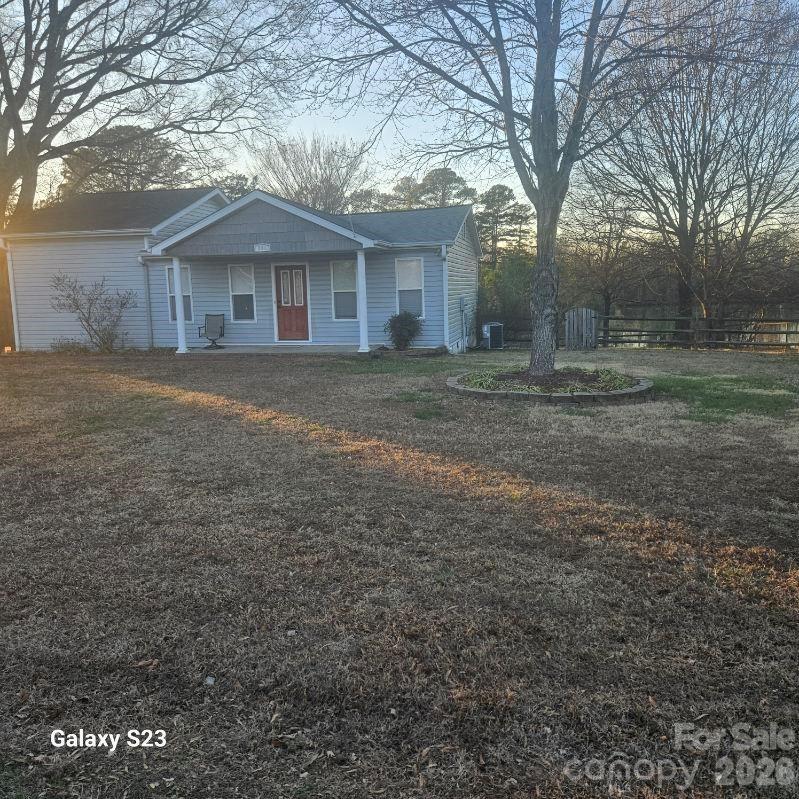 2119 Lakeview Lane Charlotte NC 28214