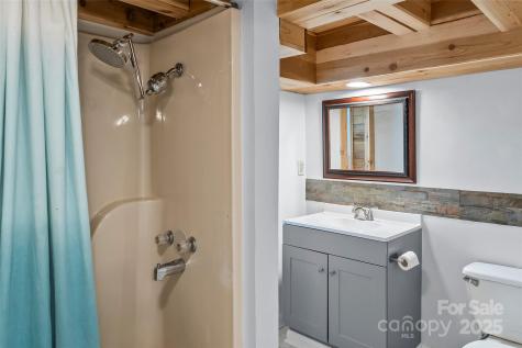 7 Olivewood Drive Asheville NC 28805
