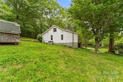 7 Olivewood Drive Asheville NC 28805