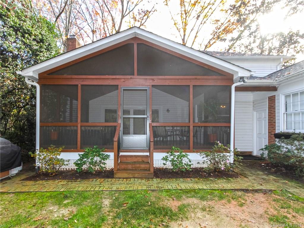 2018 Manor Mill Road Charlotte NC 28226