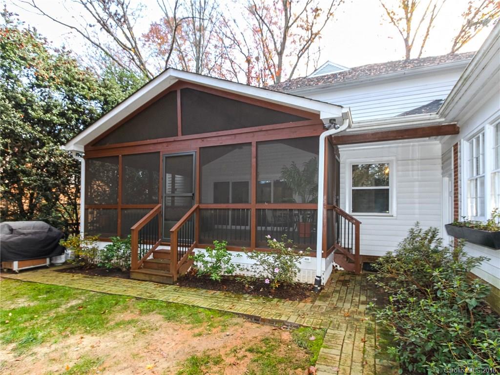 2018 Manor Mill Road Charlotte NC 28226