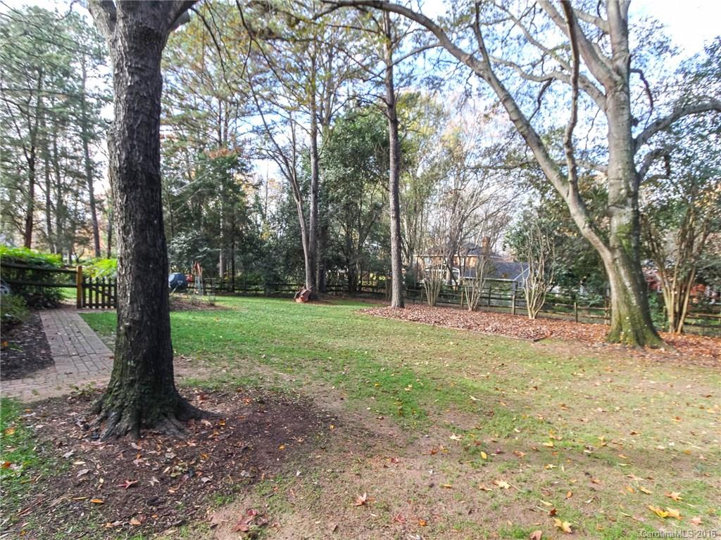 2018 Manor Mill Road Charlotte NC 28226