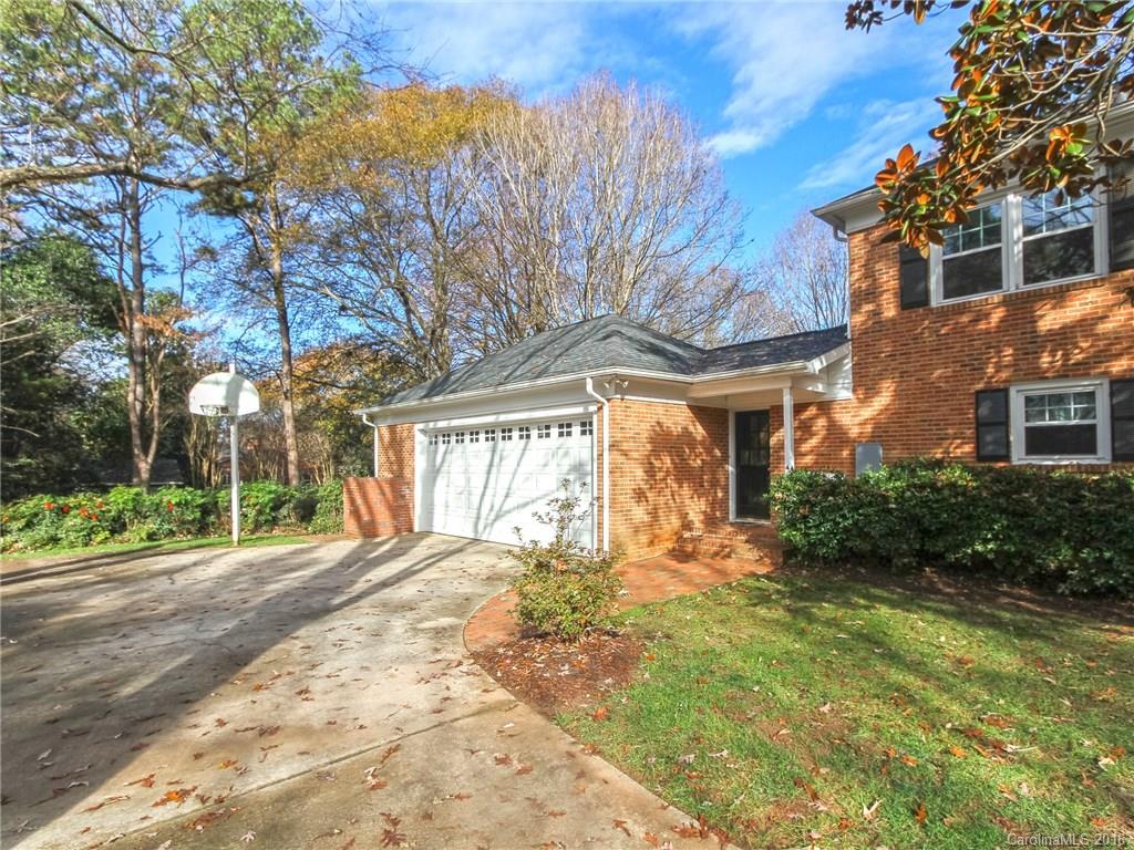 2018 Manor Mill Road Charlotte NC 28226