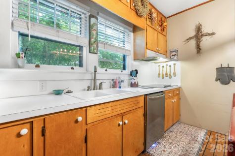 313 E Main Street Morganton NC 28655
