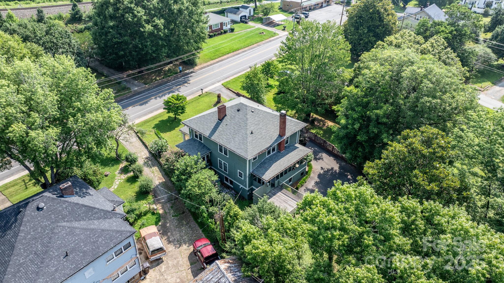 313 E Main Street Morganton NC 28655