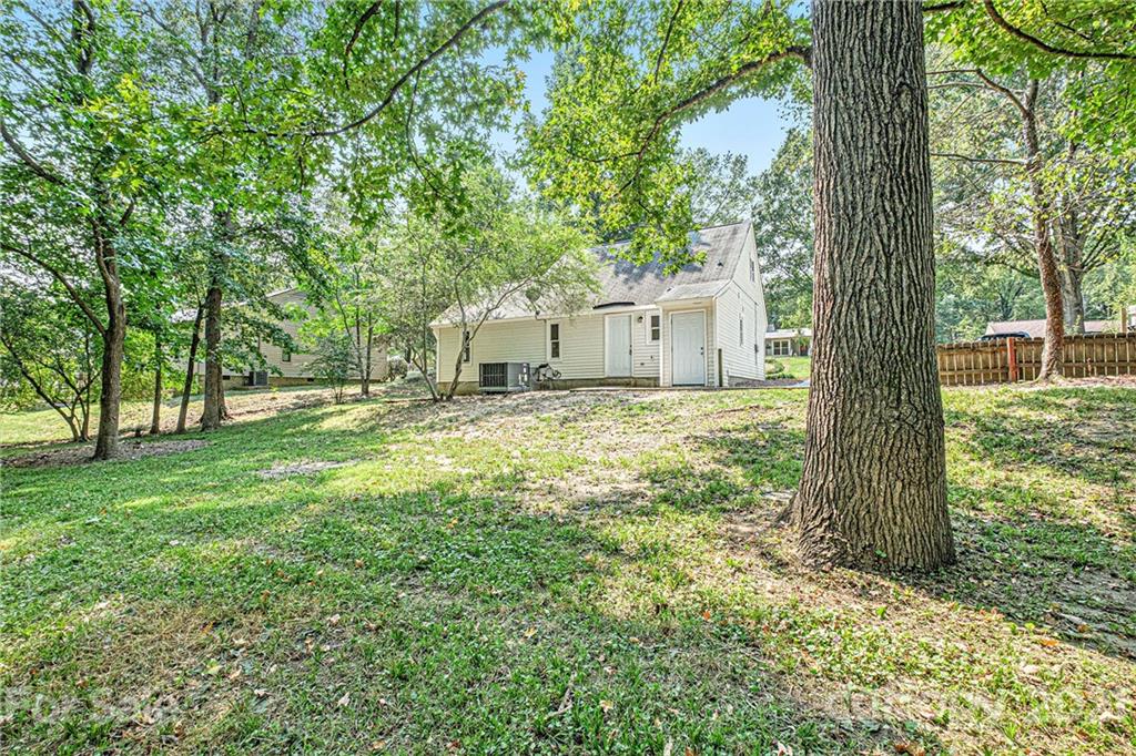 11621 Shandon Circle Charlotte NC 28226