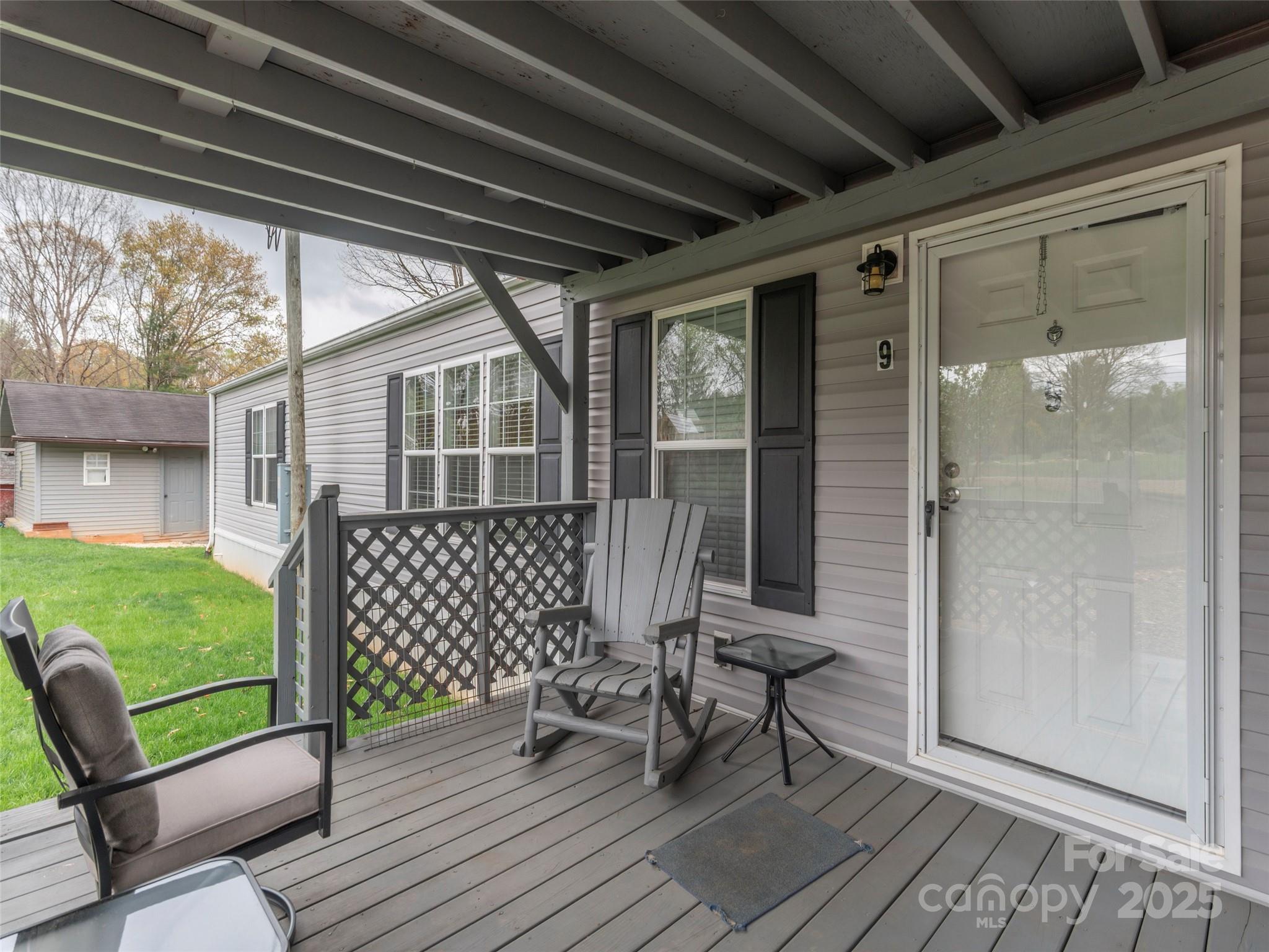 9 Scotty Circle Candler NC 28715