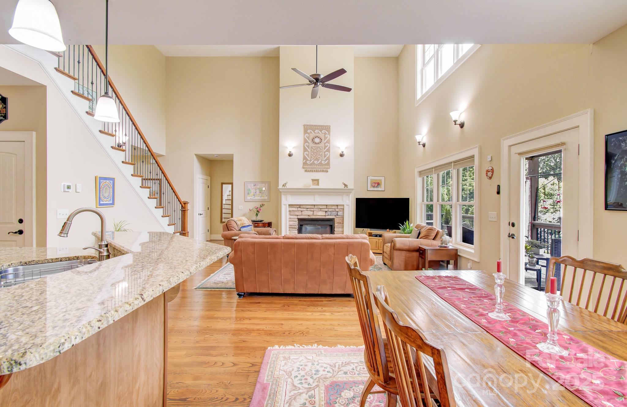 35 Village Pointe Lane Asheville NC 28803