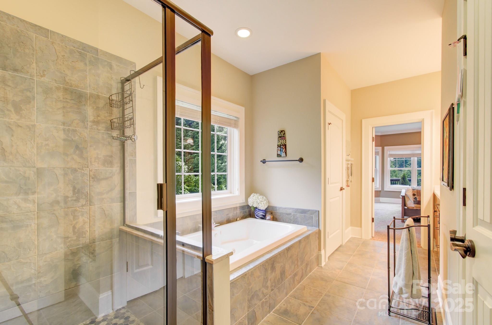 35 Village Pointe Lane Asheville NC 28803