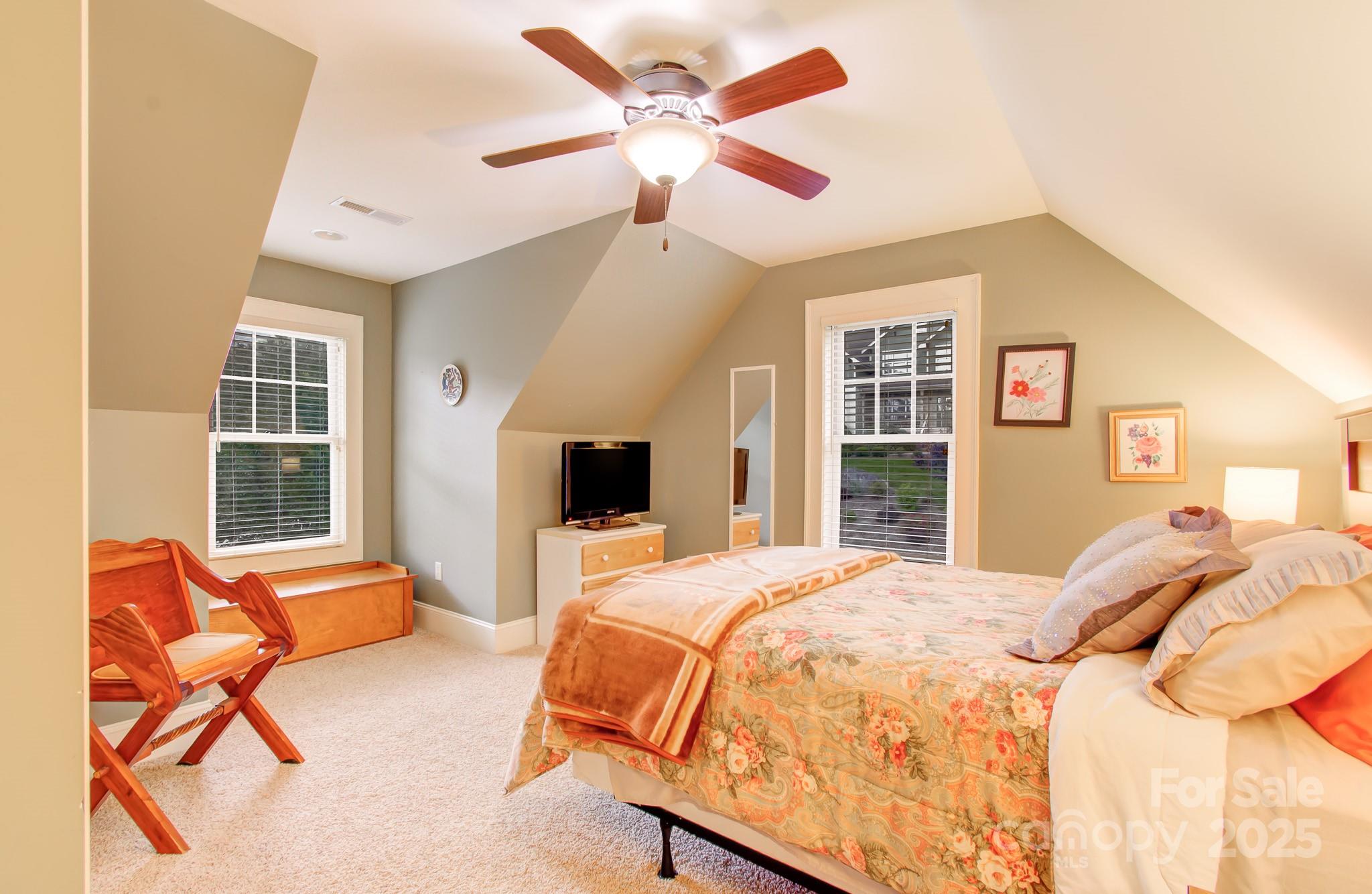 35 Village Pointe Lane Asheville NC 28803