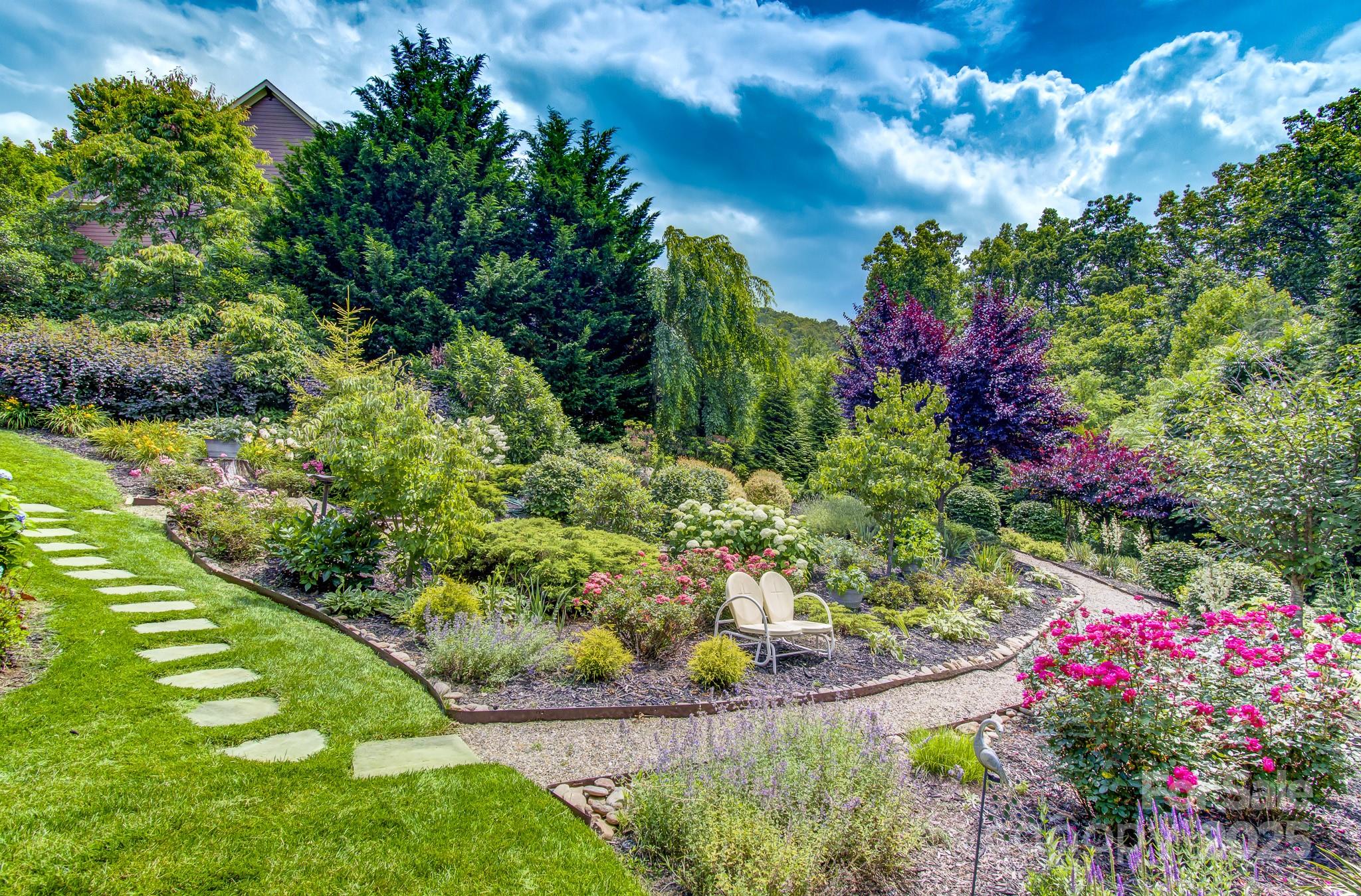 35 Village Pointe Lane Asheville NC 28803