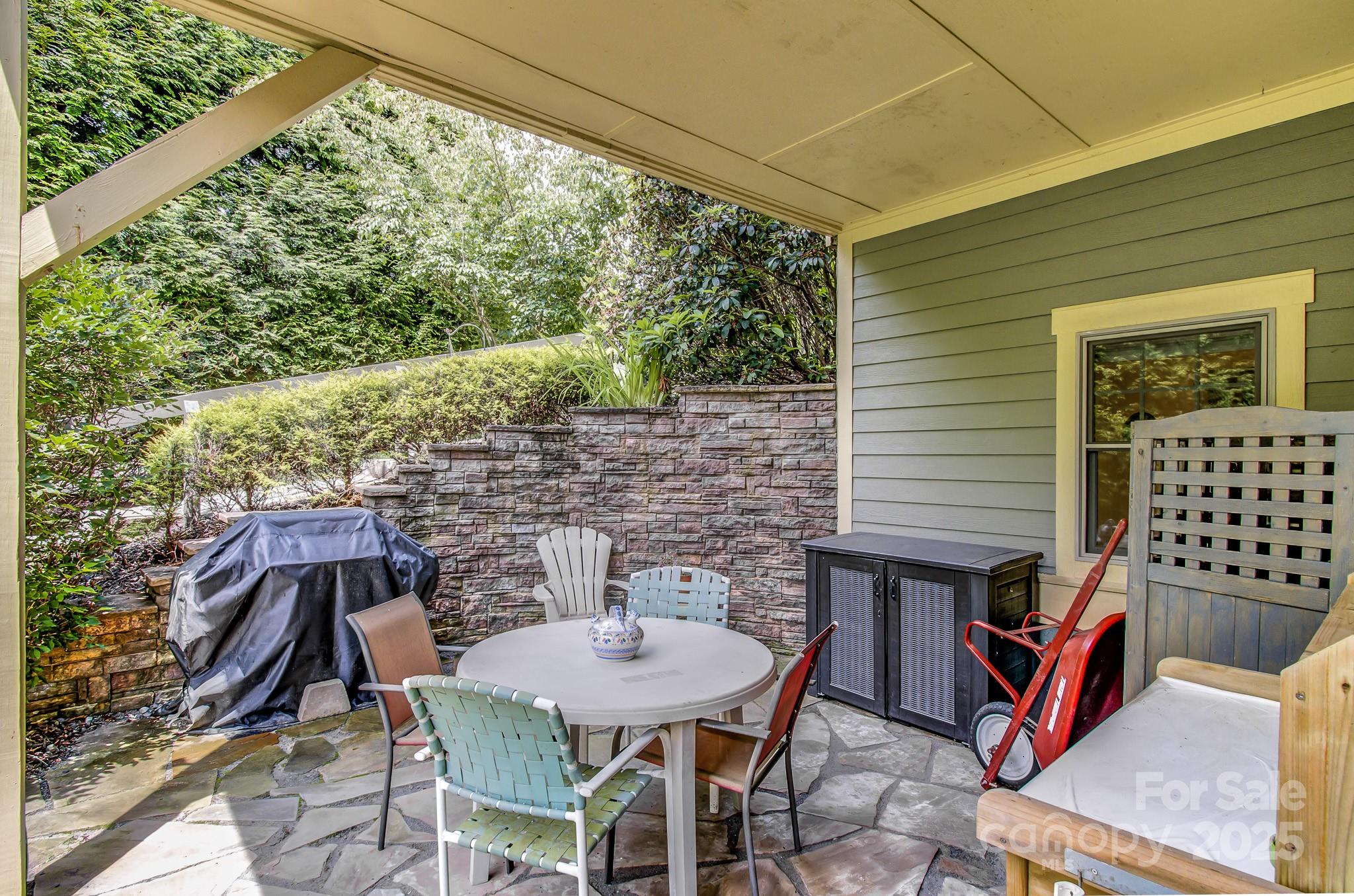 35 Village Pointe Lane Asheville NC 28803