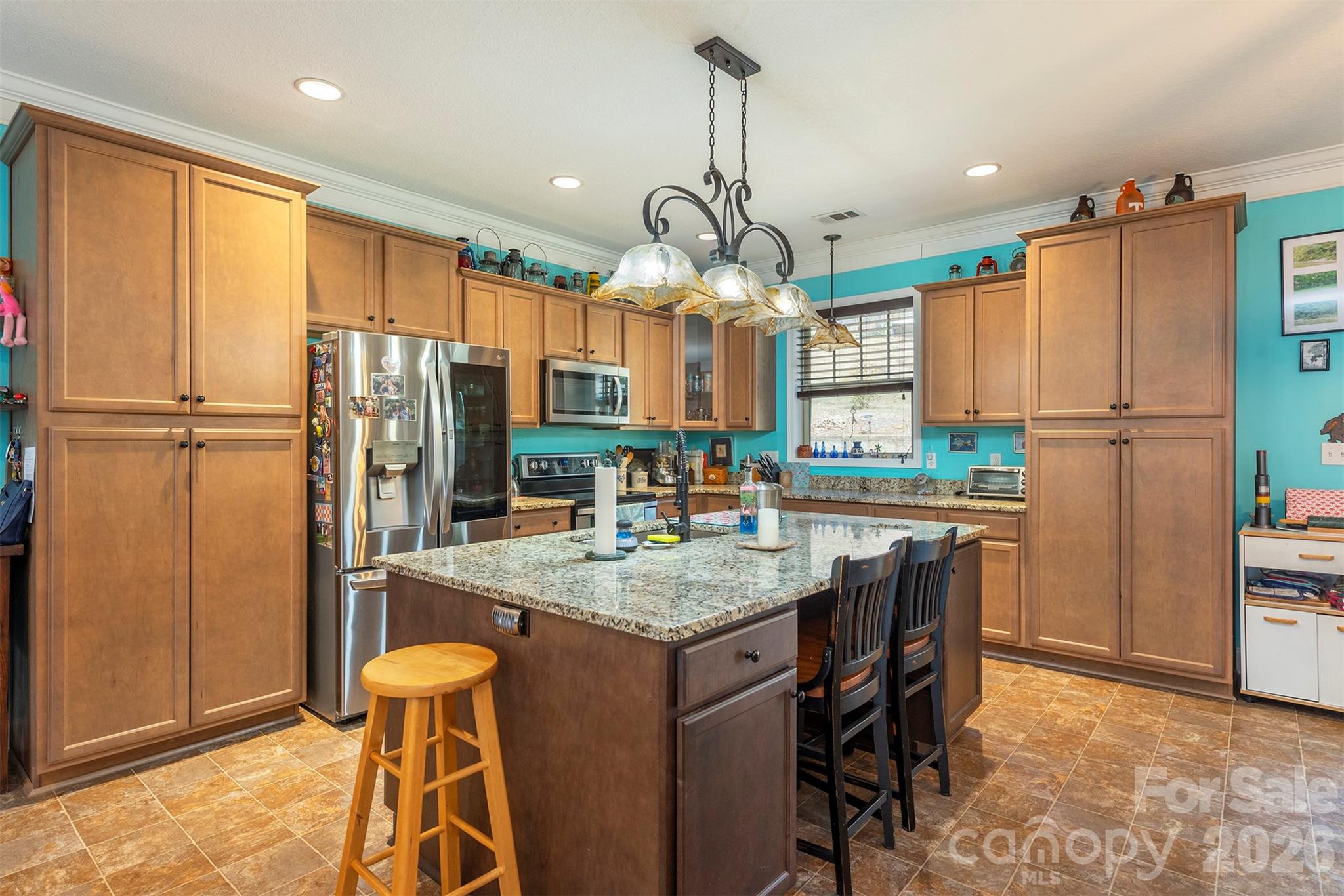 18 Hoye Lane Candler NC 28715