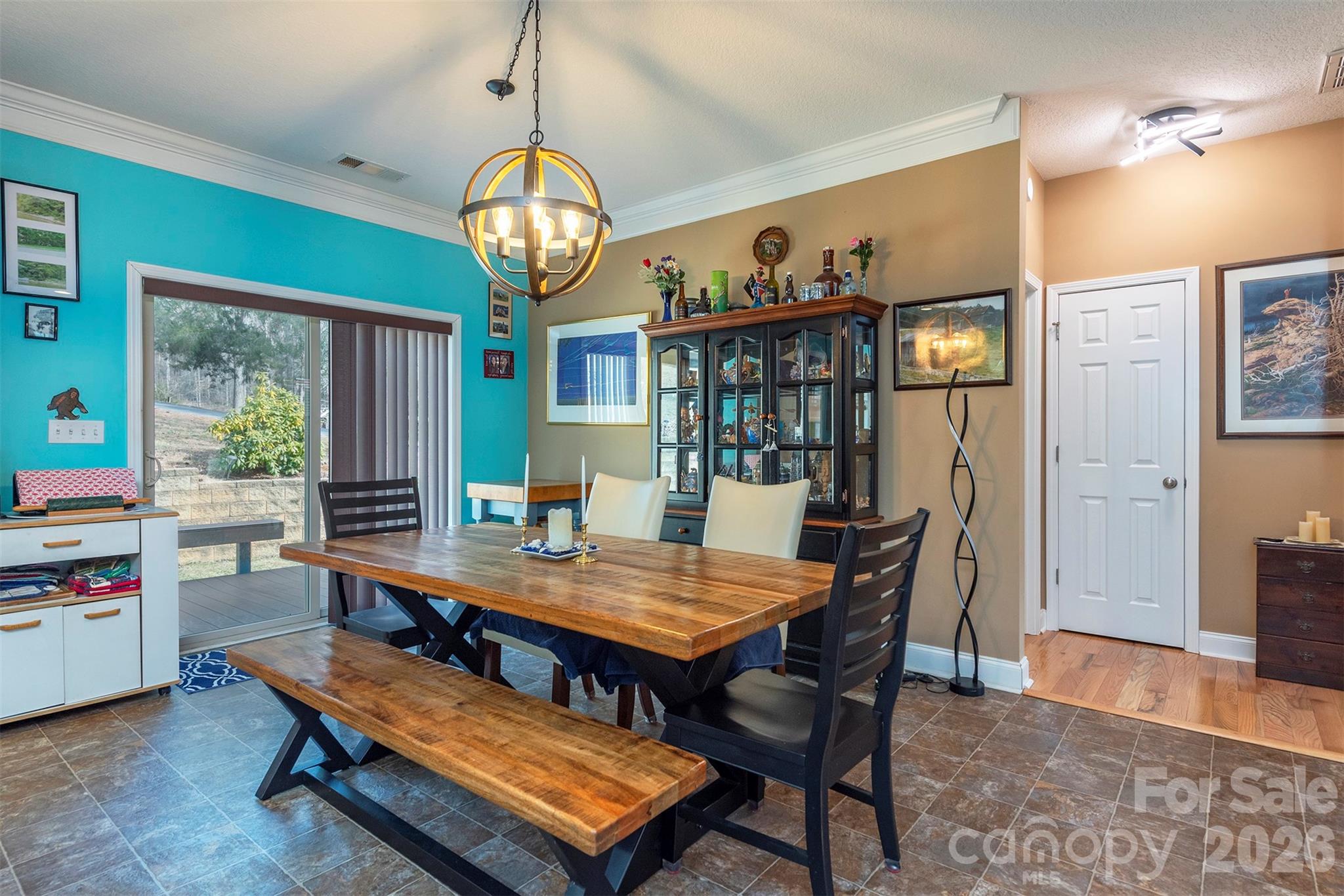 18 Hoye Lane Candler NC 28715