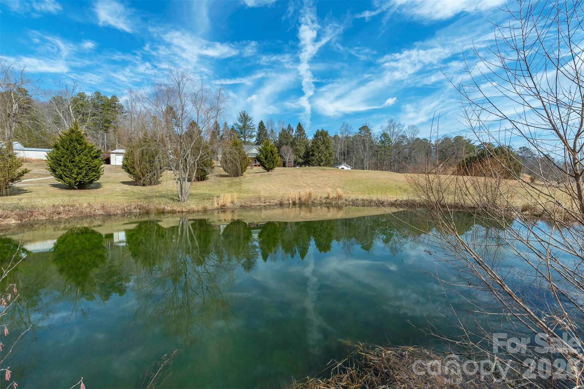18 Hoye Lane Candler NC 28715