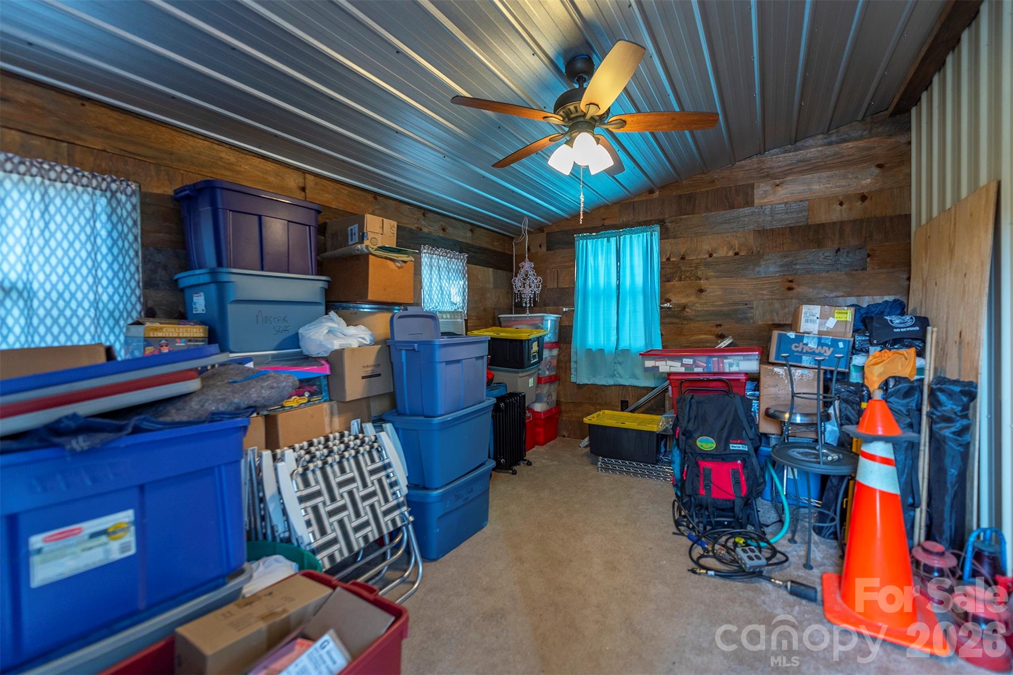 18 Hoye Lane Candler NC 28715