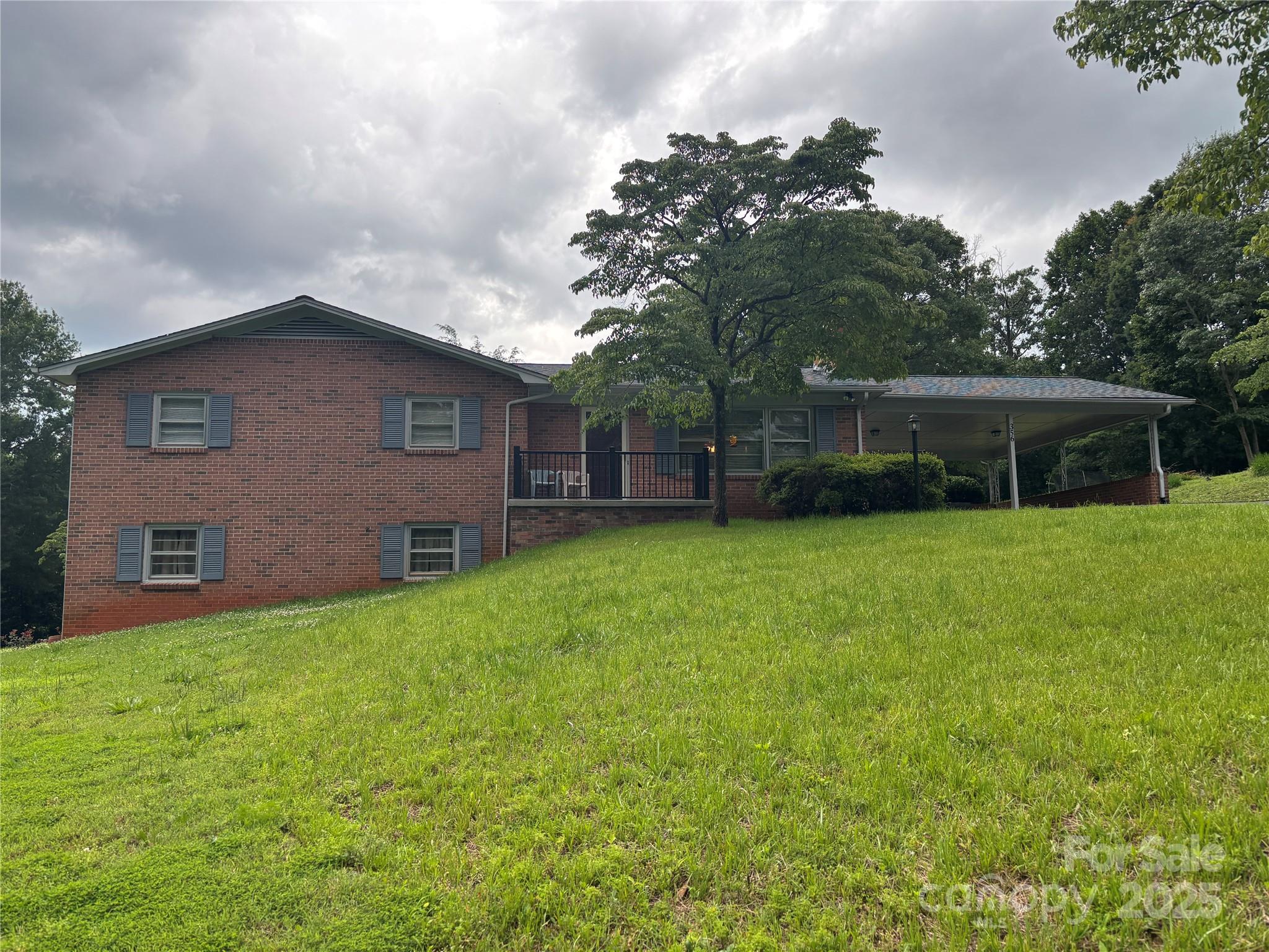 356 Lucky Hollow Road Hickory NC 28601