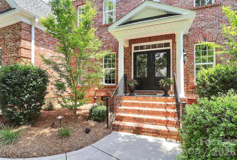 13824 Glen Abbey Drive Charlotte NC 28278