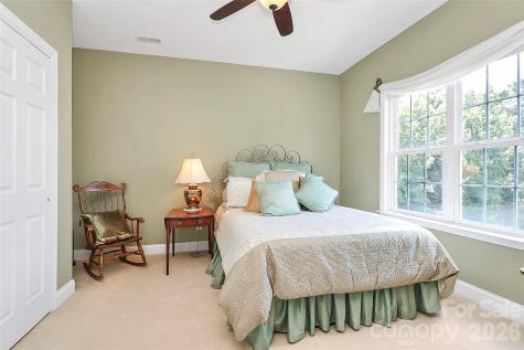 13824 Glen Abbey Drive Charlotte NC 28278
