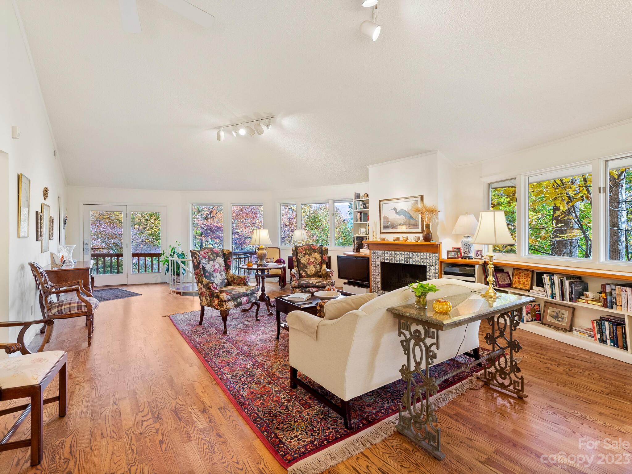 52 Camelfield Road Weaverville NC 28787