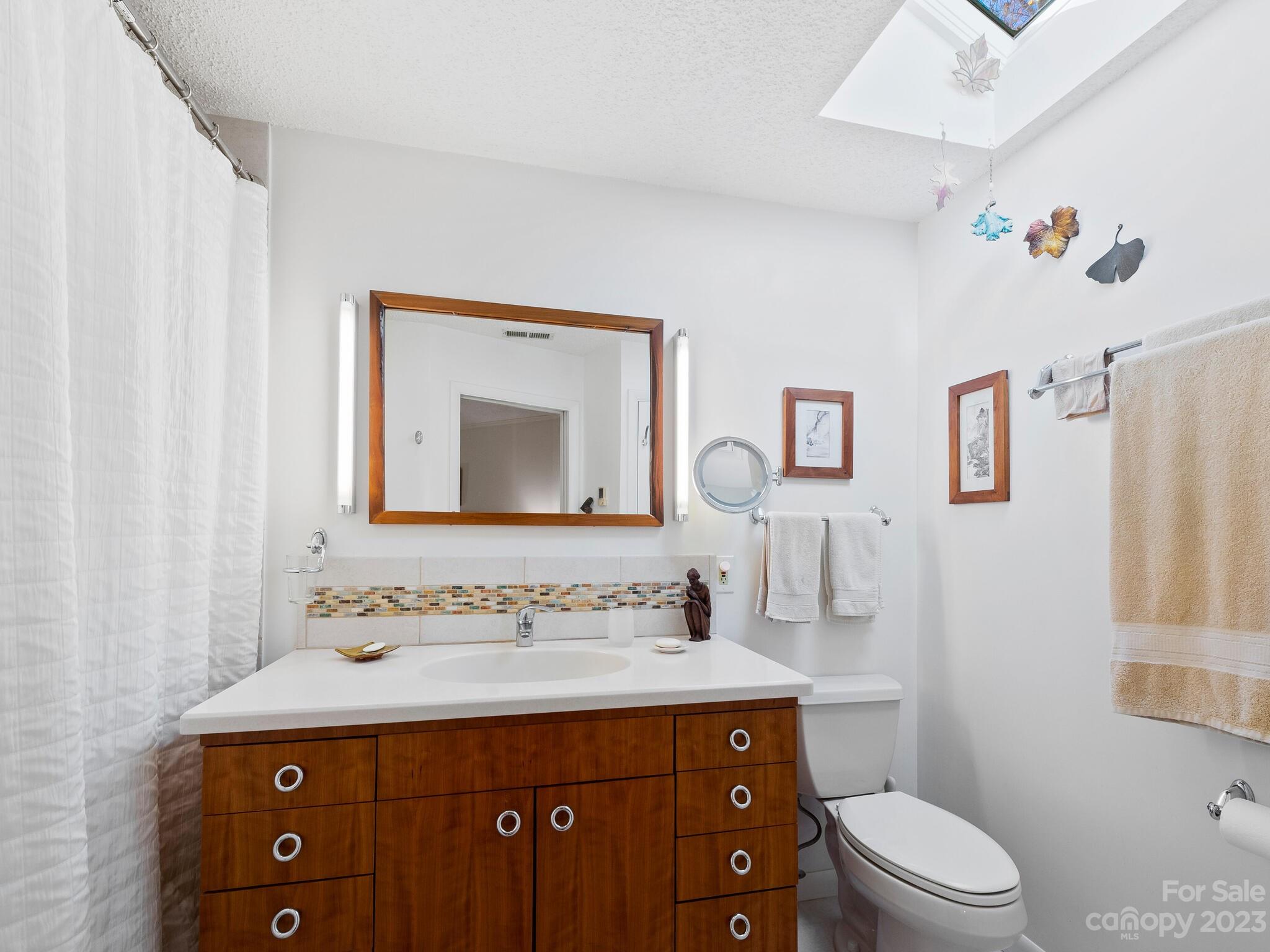 52 Camelfield Road Weaverville NC 28787