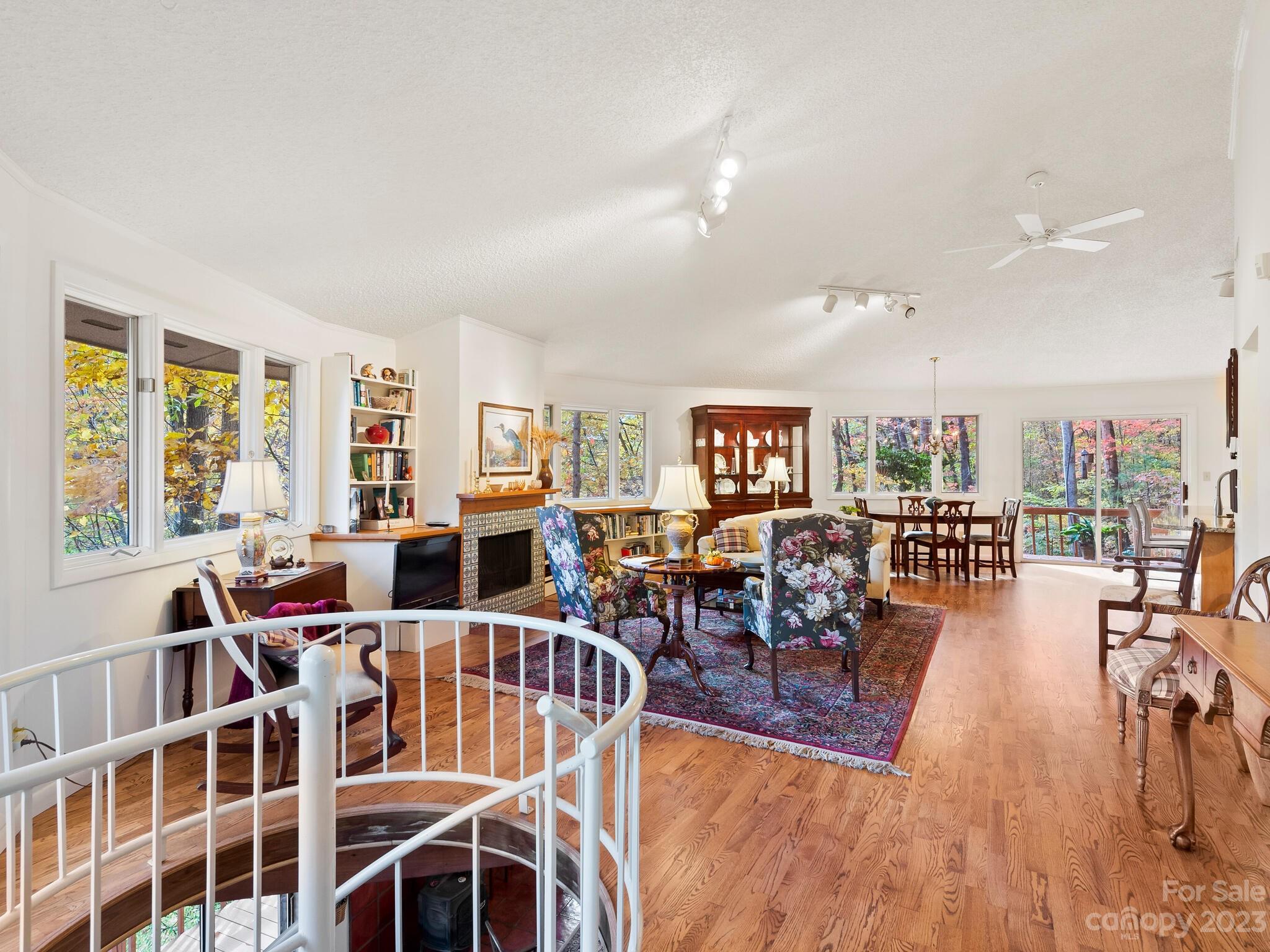 52 Camelfield Road Weaverville NC 28787