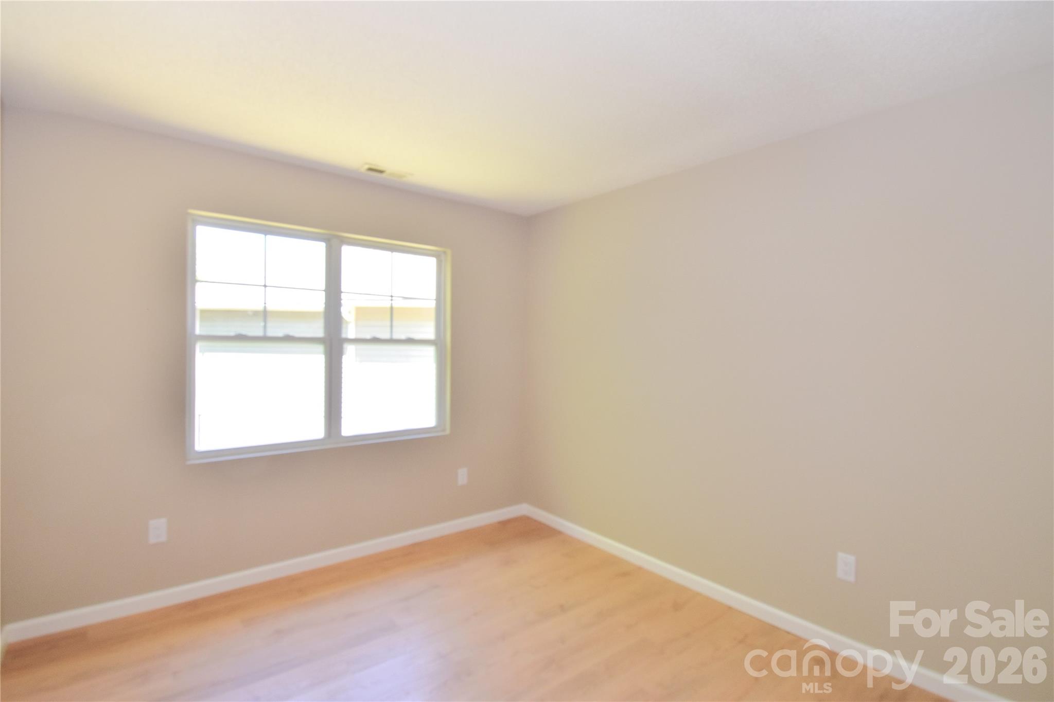176 Clear Creekside Drive Hendersonville NC 28792