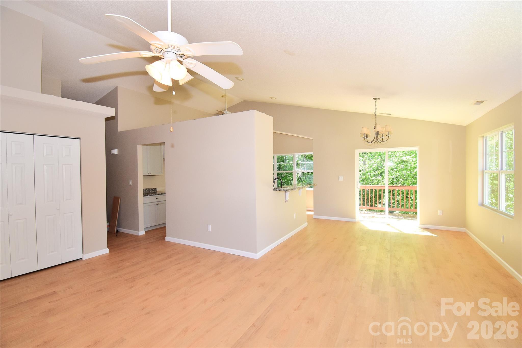 176 Clear Creekside Drive Hendersonville NC 28792