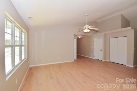 176 Clear Creekside Drive Hendersonville NC 28792