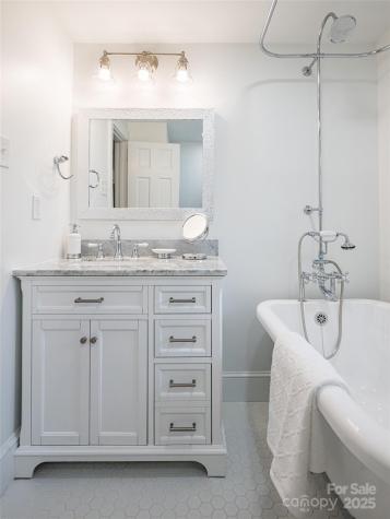 522 Riceville Road Asheville NC 28805