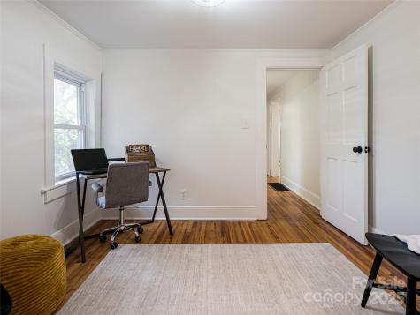 522 Riceville Road Asheville NC 28805