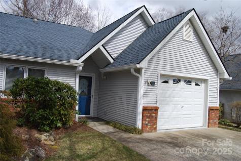 11 Silver Place Black Mountain NC 28711