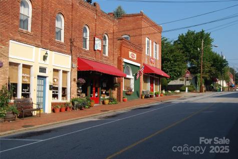 11 Silver Place Black Mountain NC 28711