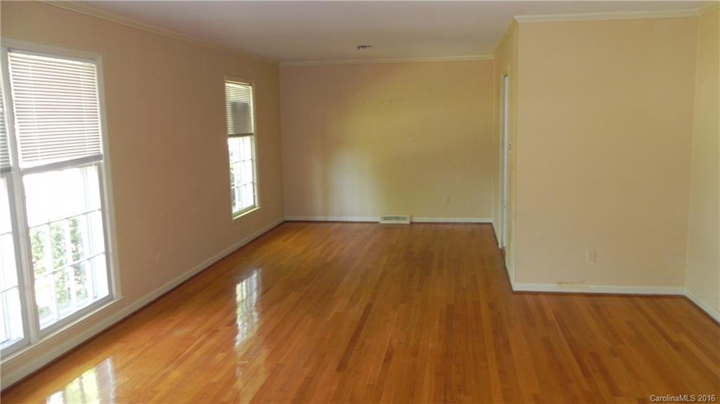 7343 Meadowdale Lane Charlotte NC 28212