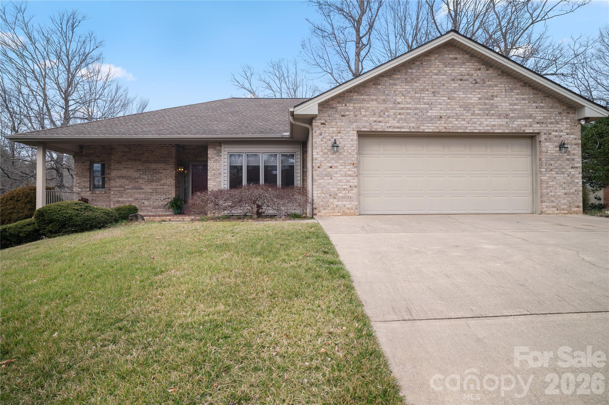 105 Fairway Knoll Drive Hendersonville NC 28739
